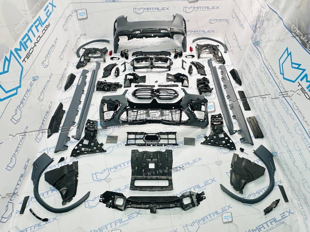 Обвес BMW X6 G06 рестайлинг , X6M F96 стиль ( пороги , передний бампер , задний бампер, расширители арок , насадки , решетка радиатора )